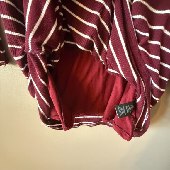 Women's L Lulus Maroon and White Ribbed Striped Dress Lettuce Edge Ruffles - Picture 6 of 9